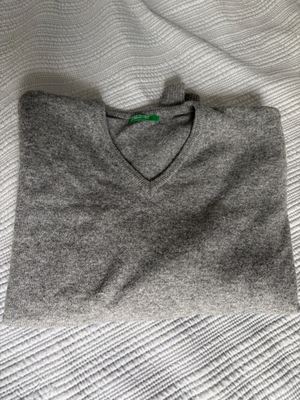United Colors Of Benetton Women's Light Gray V-Neck Sweater